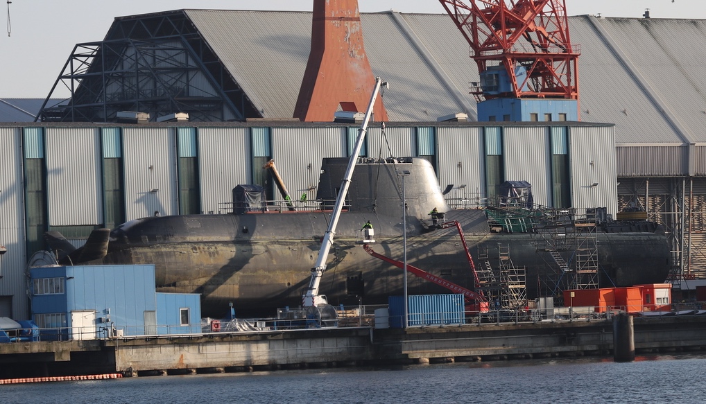 RSS Invincible under construction in drydock at ThyssenKrup Marine Systems facility in Germany in December 2019. Delivery is expected in 2022 to be followed three others by 2024. Specifically designed in partnership with the Singapore DSTA for Republic of Singapore Navy service, the new boats will be a significant improvement on the existing second-hand SSKs. (Helwin Scharn - image cropped)