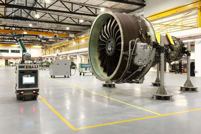 Pratt & Whitney F100 engine
